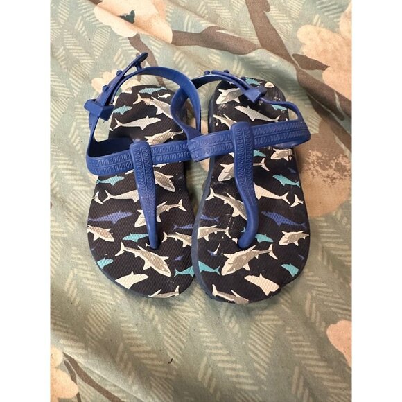 Other - 6 FOR $15 Flip Flops boys size 5/6